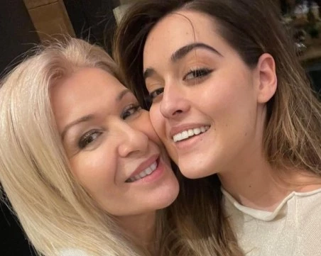 Дъщерята на Гала обяви, че очаква второто си дете