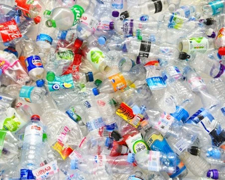 Нови правила на ЕС за пластмасовите бутилки: Повече „рециклирано