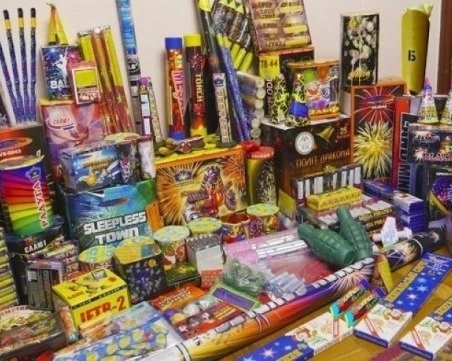 Плащаме с 10% повече за пиротехника тази година