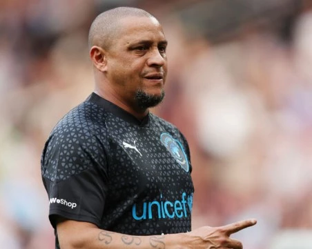 Роберто Карлош претърпя спешна сърдечна операция