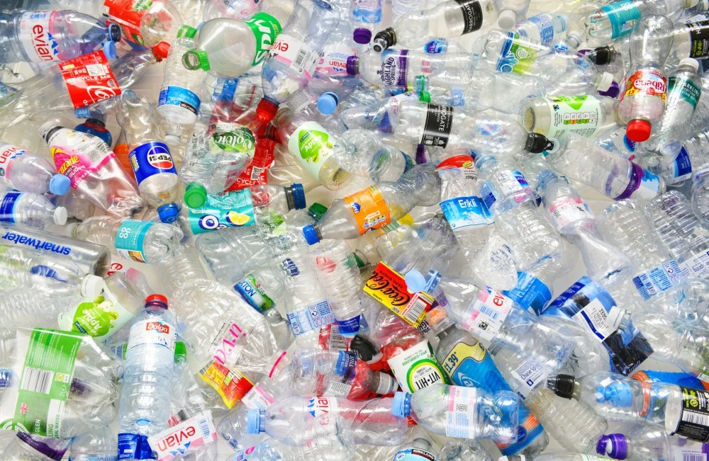 Нови правила на ЕС за пластмасовите бутилки: Повече „рециклирано