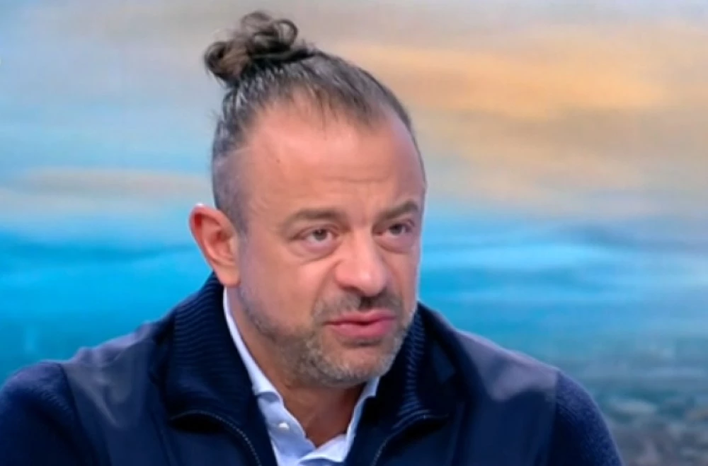 Ричард Алибегов за неработещите ПОС терминали: Чужденците ни притесняват - по принцип не носят никога кеш