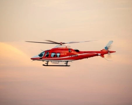 Вдигнаха въздушна линейка за мъж, пострадал тежко при спускане по заснежен хълм