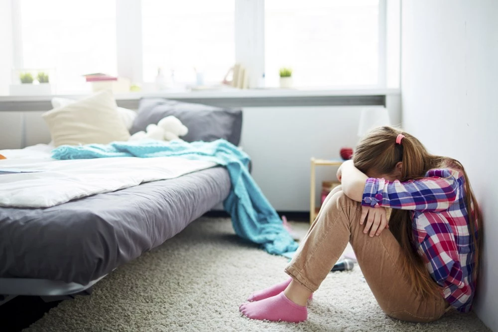 Проучване: Младите хора са по-самотни от всякога