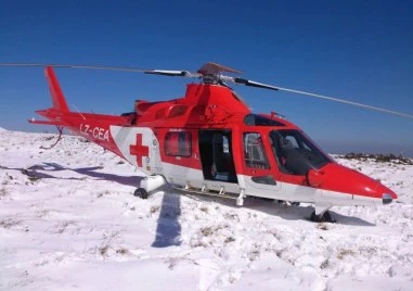 Евакуират с хеликоптер от хижа в Рила жена с измръзване на краката