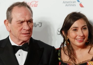 Дъщерята на актьора Томи Лий Джоунс Виктория е открита мъртва