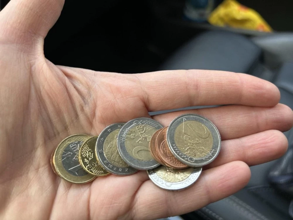 Малките търговци масово се оплакват от липса на евромонети