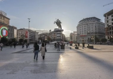 Трябва да продължим да отстояваме принципните си позиции и да