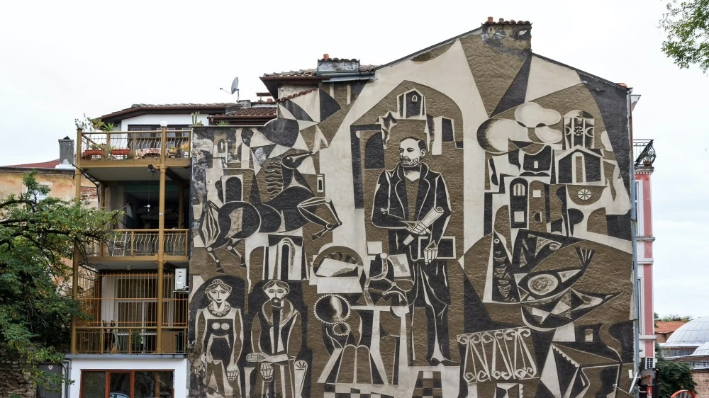 Предимно облачно, но приятно ще е днес в Пловдив, в 16 области на страната - жълт код за силен вятър