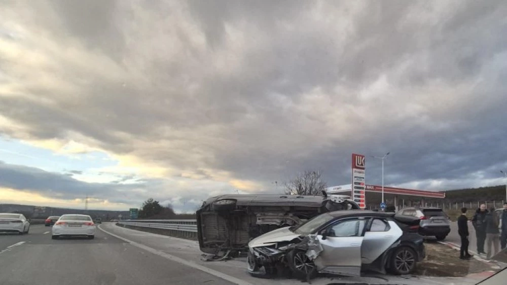 Тежка катастрофа затруднява движението на магистрала „Тракия”