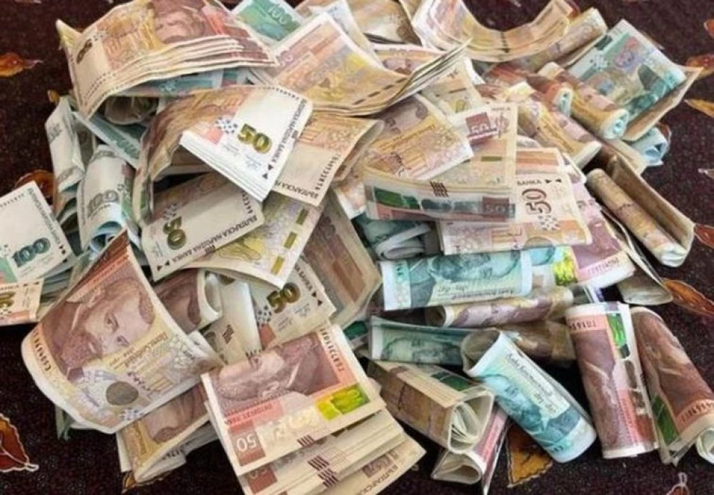 В Северна Македония вече не приемат левове