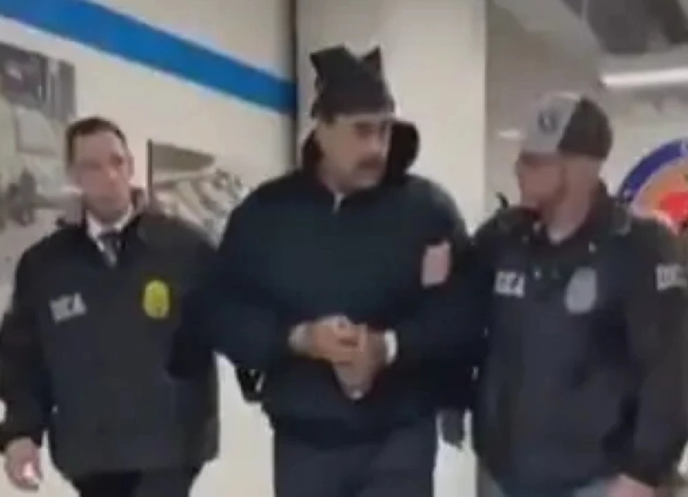 Отведоха в затвор в Ню Йорк президента Мадуро