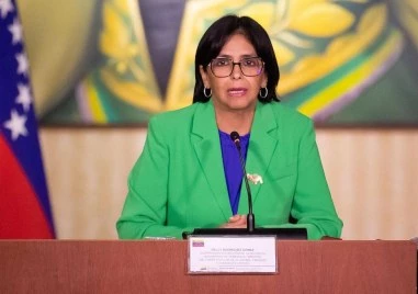 Вицепрезидентката на Венецуела и министърка на петрола Делси Родригес днес официално