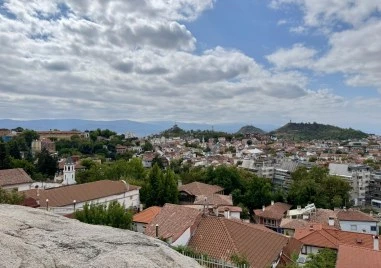 Предимно облачно ще е днес в Пловдив Въпреки това през