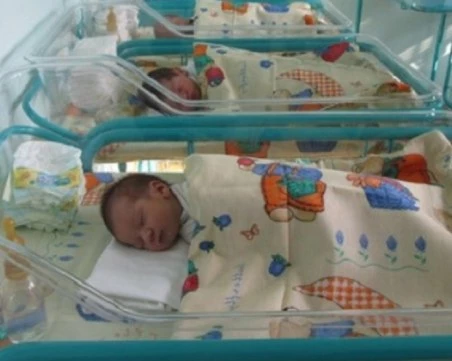 Кои са най-предпочитаните имена сред новородените през 2025 г.