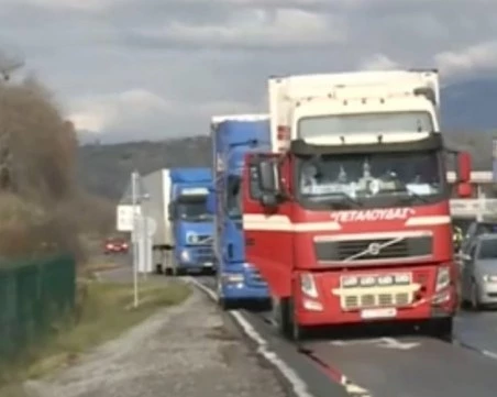 По 10 млн. евро седмично губи транспортният ни бизнес от блокадите в Гърция