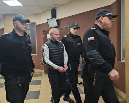 Тошко, убил колега в кравеферма в Съединение и спал с трупа му цяла нощ, оставил жертвата да кърви до смърт