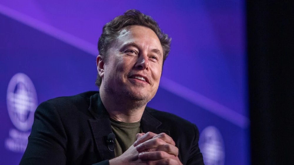 ЕС разследва чатбота на Илън Мъск