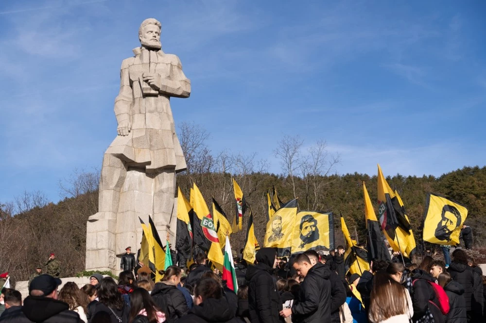 Футболистите на Ботев ще почетат патрона си утре