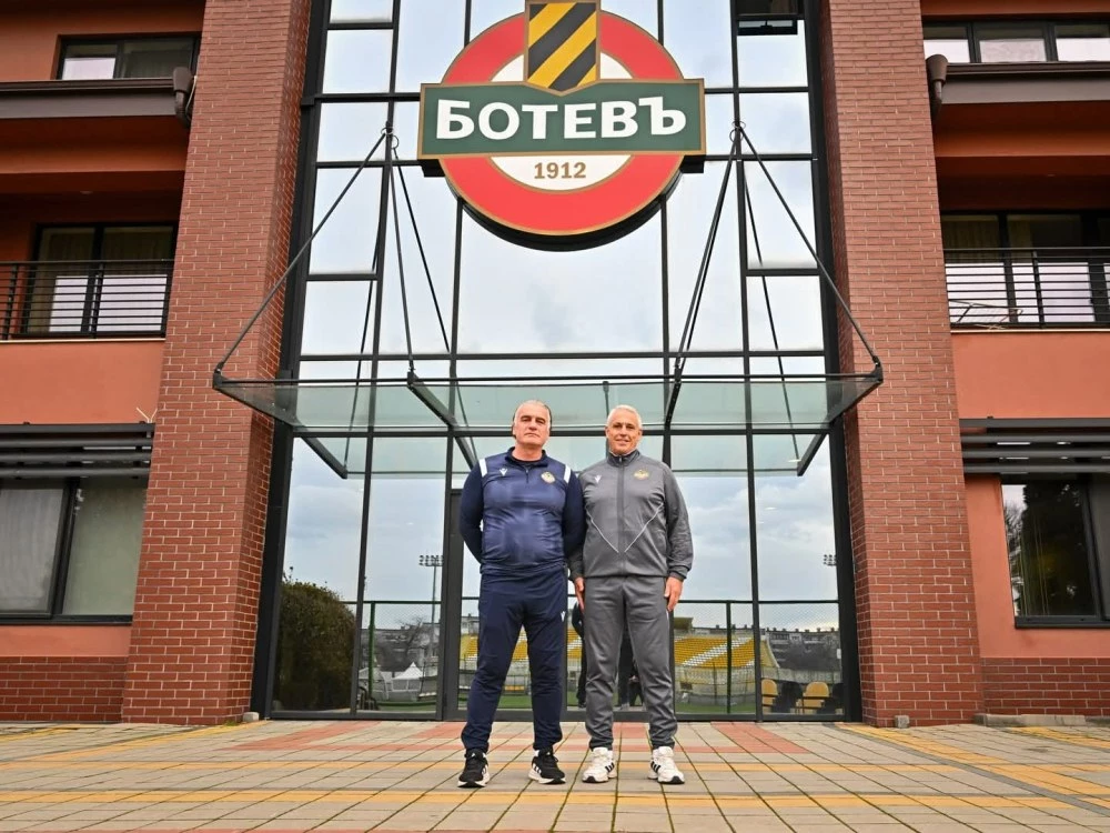 Митко Джоров започна работа в школата на Ботев