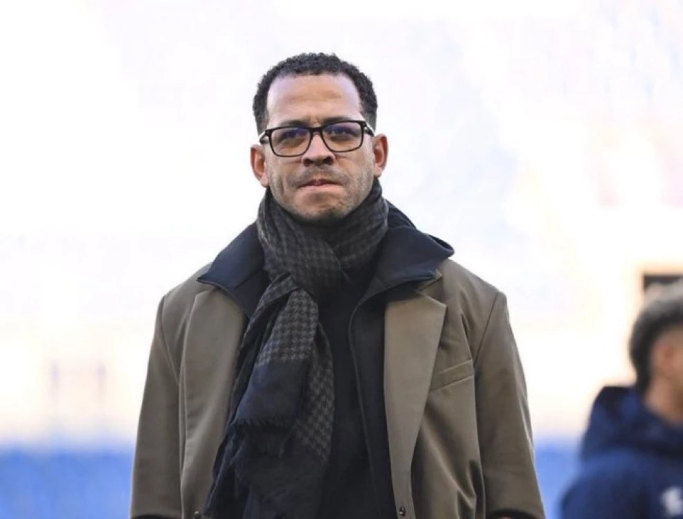 Челси официално обяви Лиъм Росиниър за новия старши треньор на