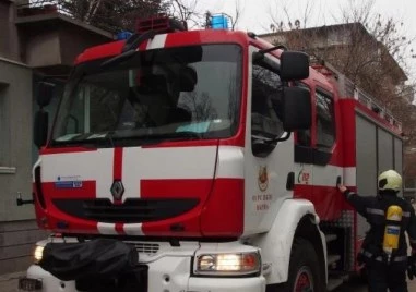 Опустошени са стени, унищожени са тръби и бойлер след пожара в болница в Пловдив