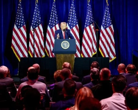 Тръмп към републиканците: Не спечелим ли междините избори, чака ме импийчмънт