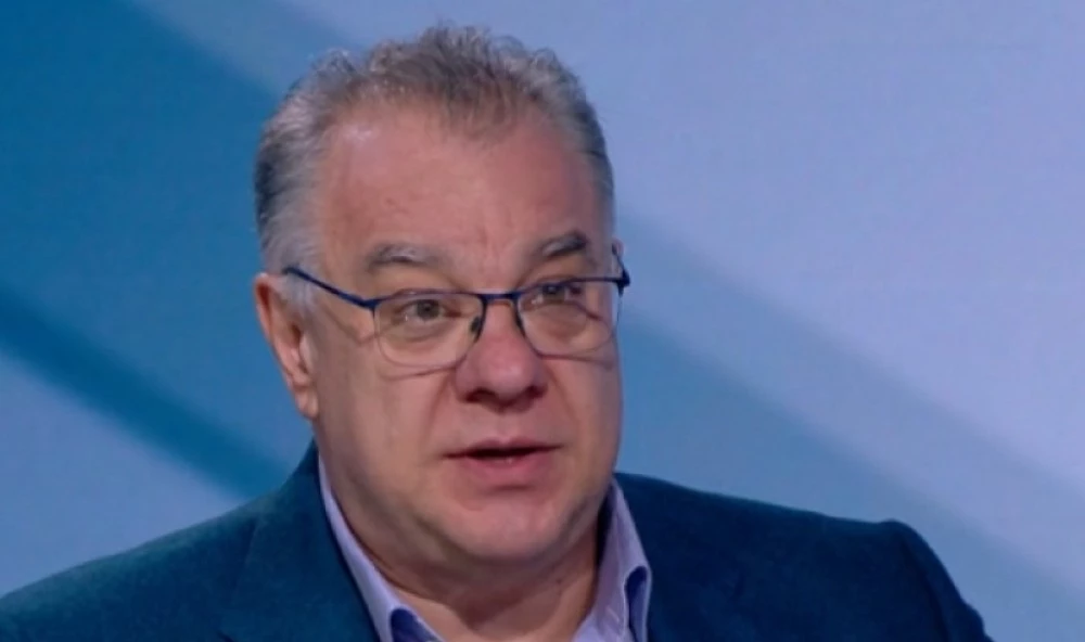 Д-р Мирослав Ненков: Схемите за крадене от държавата са прости, като да вземеш близалка от устата на дете