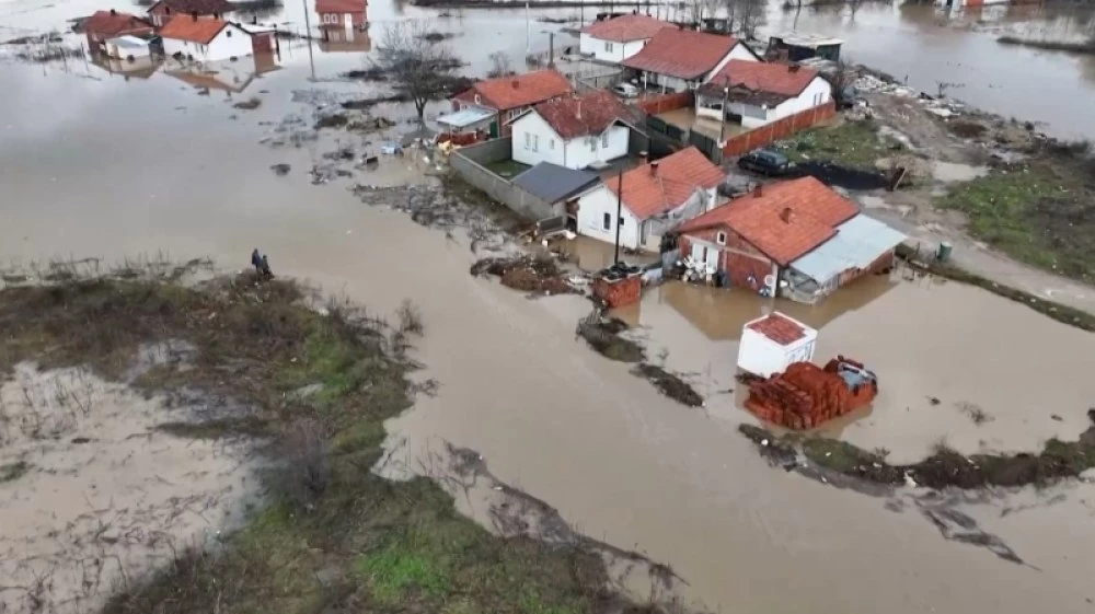Обявиха бедствено положение в части от Косово, проливни дъждове предизвикаха наводнения