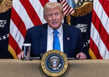 Сенатът на САЩ прие днес резолюция която ограничава правомощията на