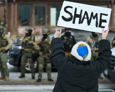 Протести избухнаха в цяла Америка след разтрела на майка от миграционните власти