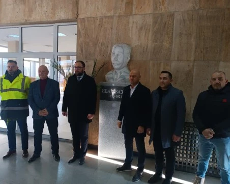 Дадоха старт на ремонта на библиотека 