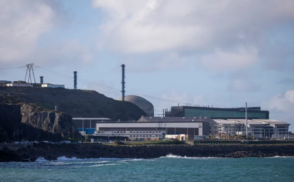 Франция спира ядрена централа край Ламанша заради лошото време