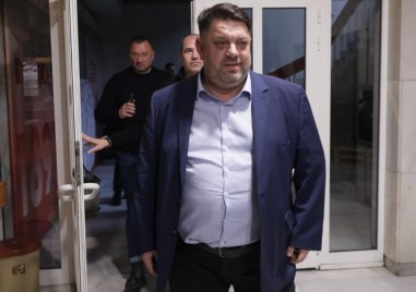 Смятах че времето за свикване на конгрес е непосредствено след