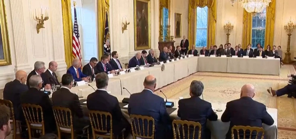 Тръмп поиска петролните компании да инвестират 100 млрд. долара във Венецуела