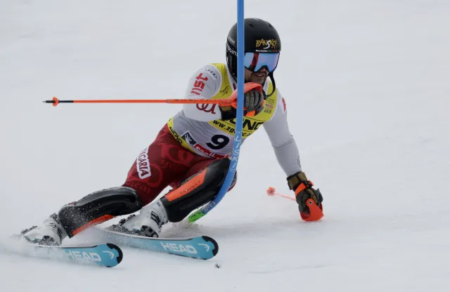 Алберт Попов с второ най-добро класиране през сезона, завърши 11-ти в Аделбоден