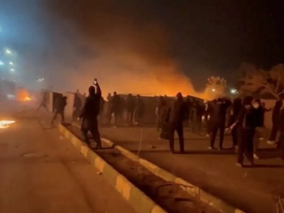 Израел подкрепя протестите срещу режима в Иран