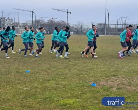 Първата контрола на Ботев ще е на Колежа