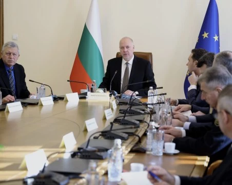 Приеха доклада за състоянието на националната сигурност