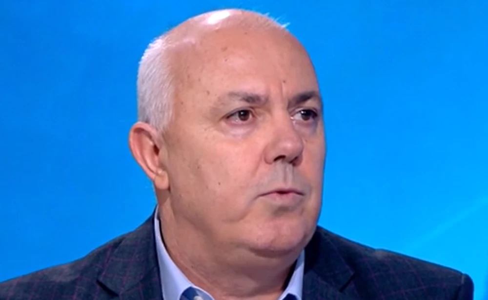 Проф. Веселин Вучков: Чест му прави на моя състудент Росен Желязков