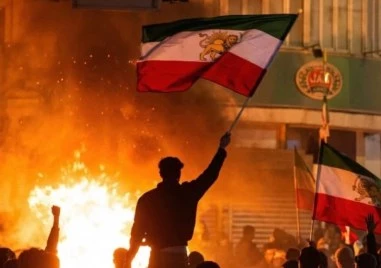 Иран: Спряхме интернета поради терористични операции, ръководени от чужбина