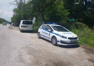 Откриха мъртви двама гърци в жилище в Хисаря