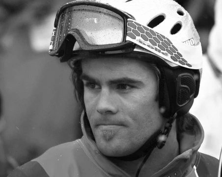 Лавина уби олимпийски медалист