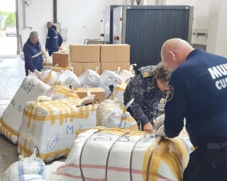 Митничари предотвратиха измама с внос на стоки за близо 80 000 евро