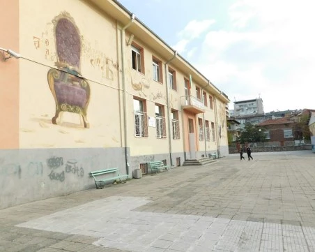 Учител от Хуманитарната гимназия поема директорския пост в пловдивско школо