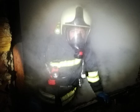 Запали се помещение за отглеждане на патици в Пловдивско