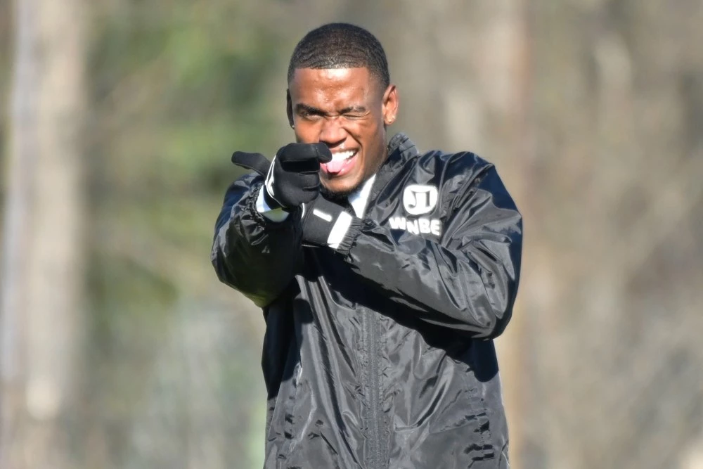 Левски поиска и голмайстора на Локо, смърфовете искат по-висока цена