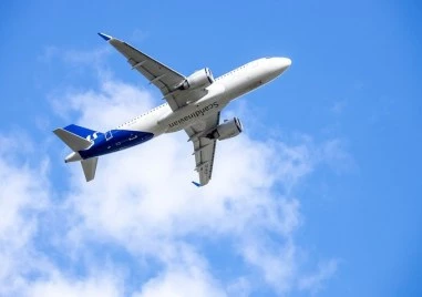 Турист в Испания се опита да се качи на самолет с починалата си съпруга