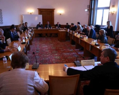 Комисията по култура и медии обсъди дефицитите в системата за колективно управление на права