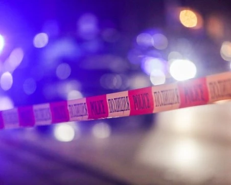 Откриха труп и колабирали наркозависими в изоставена къща в Бургас